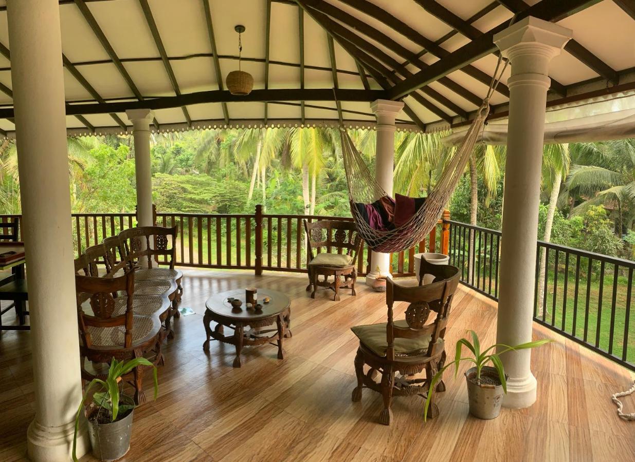 The Escape With Jadeon Hotel Unawatuna Exterior photo